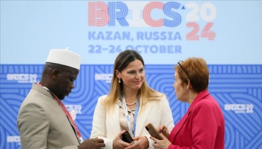 金磚國家領導人第十六次會晤期間，新聞記者在國際新聞中心工作