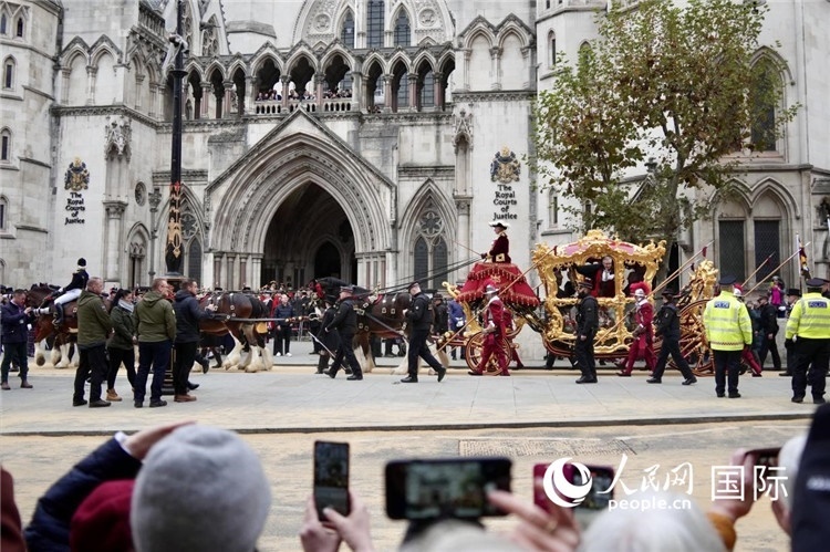 2024倫敦金融城市長就職巡游現(xiàn)場。吳若鳴攝