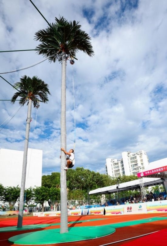11月23日，海南隊選手曾祥天在比賽中。新華社記者 楊植森 攝