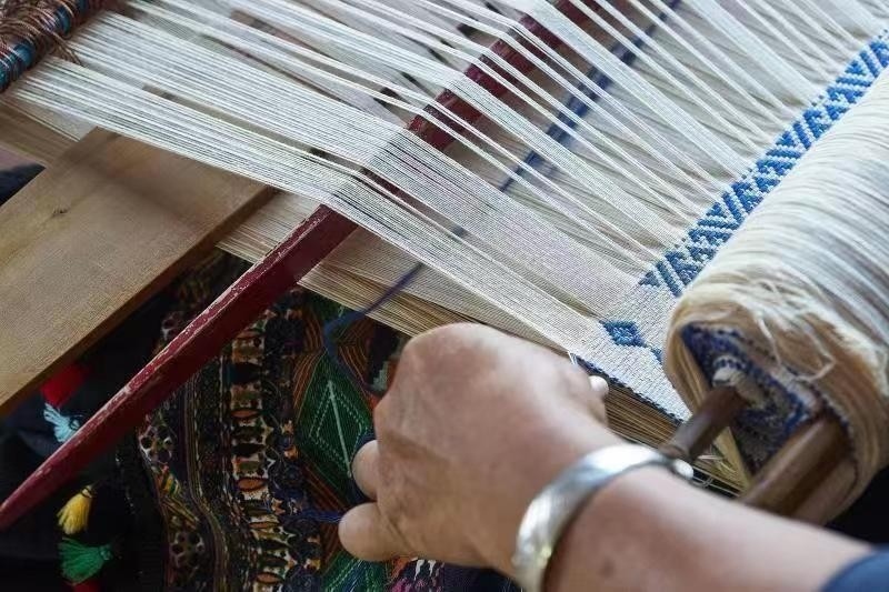 黎族傳統(tǒng)紡染織繡技藝。文化和旅游部非物質(zhì)文化遺產(chǎn)司供圖