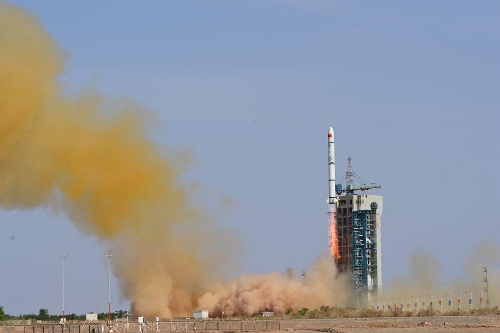 △2023年5月21日16時，我國在酒泉衛(wèi)星發(fā)射中心采用長征二號丙運載火箭，成功發(fā)射首顆內(nèi)地與澳門合作研制的空間科學(xué)衛(wèi)星“澳門科學(xué)一號”。