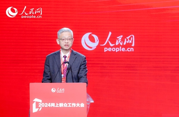 寧夏回族自治區(qū)銀川市委社會工作部副部長李卒作實踐分享。人民網(wǎng) 鄂智超攝