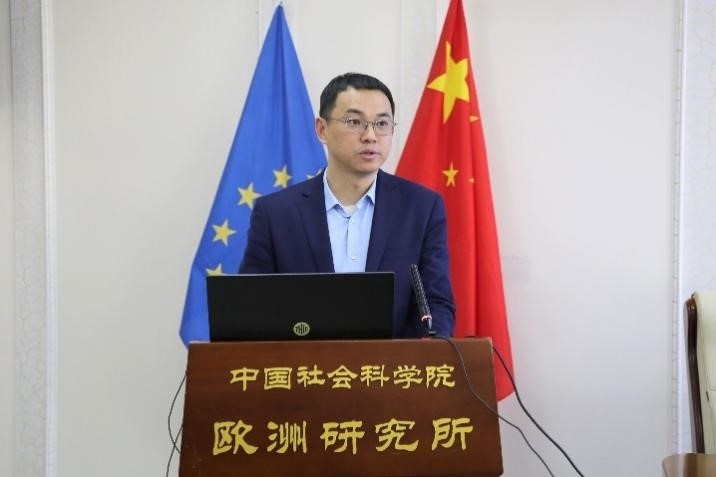 社會(huì)科學(xué)文獻(xiàn)出版社副總編輯童根興作開(kāi)幕式致辭。吳迪攝