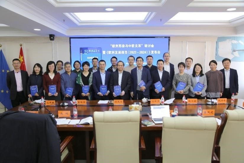 參會(huì)人員合影。吳迪攝