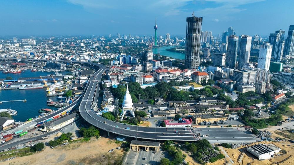 這是2025年1月13日拍攝的斯里蘭卡科倫坡風光（無人機照片）。新華社發(fā)