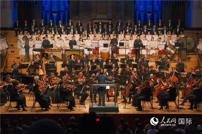 奧克蘭市政廳《空海》交響曲演出現(xiàn)場(chǎng)。張波若攝