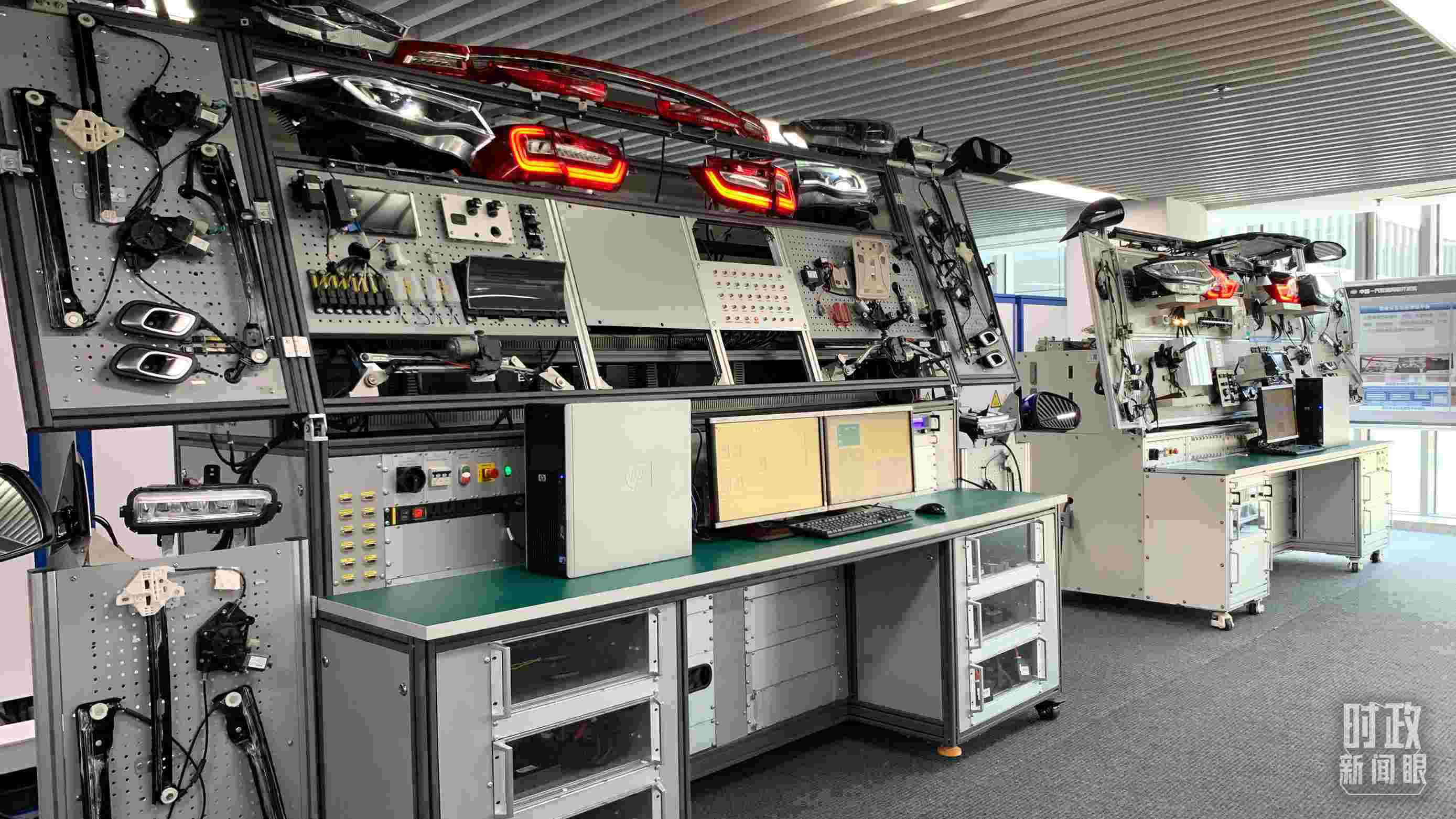 △吉林長(zhǎng)春，一汽整車硬件測(cè)試實(shí)驗(yàn)室。（總臺(tái)央視記者邢彬拍攝）