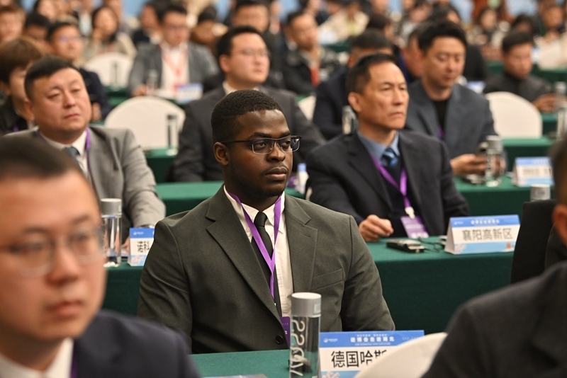 外企代表參加“進(jìn)博會(huì)走進(jìn)湖北”活動(dòng)主題推介會(huì)。人民網(wǎng)記者 翁奇羽攝