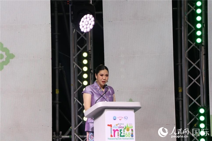 泰國(guó)旅游局局長(zhǎng)塔佩妮在開(kāi)幕式上致辭。朱瀟逸攝