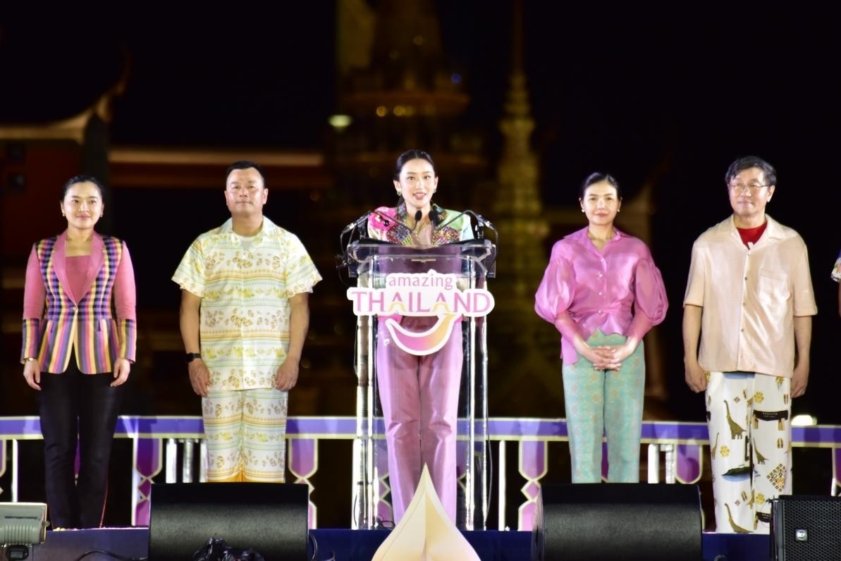 泰國(guó)總理佩通坦·欽那瓦宣布泰國(guó)潑水節(jié)慶?；顒?dòng)正式啟動(dòng)。泰國(guó)國(guó)家旅游局供圖