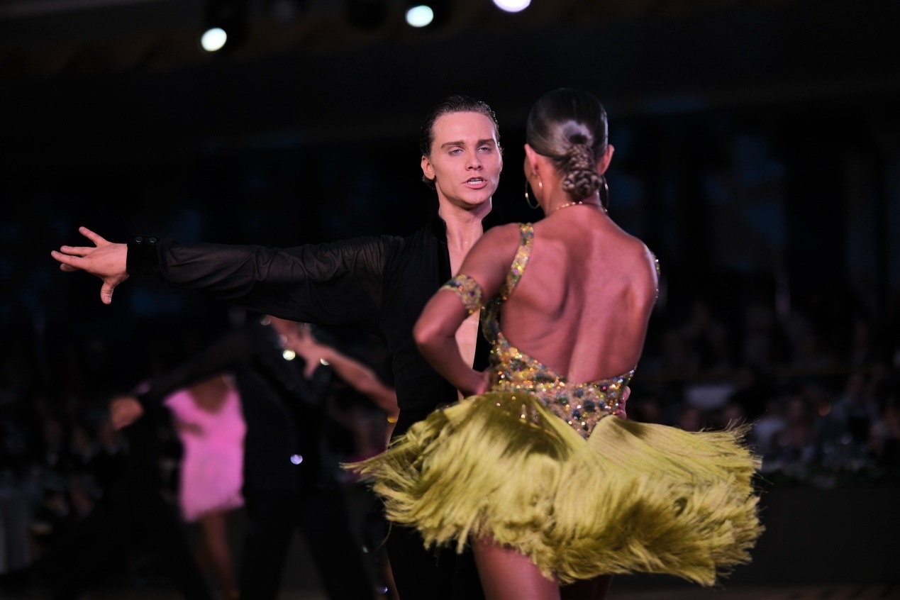 第七屆“克里姆林宮杯”國標(biāo)舞錦標(biāo)賽現(xiàn)場。于子恒攝