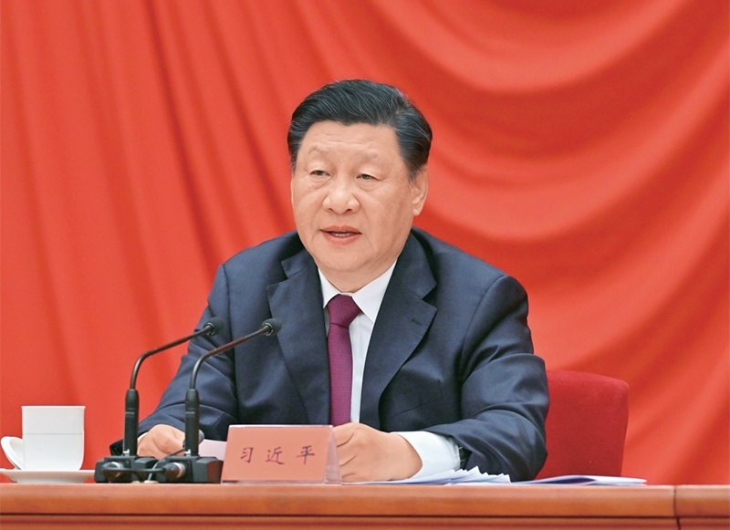 2022年5月10日，慶祝中國(guó)共產(chǎn)主義青年團(tuán)成立100周年大會(huì)在北京人民大會(huì)堂隆重舉行。中共中央總書記、國(guó)家主席、中央軍委主席習(xí)近平在大會(huì)上發(fā)表重要講話。 新華社記者 岳月偉/攝