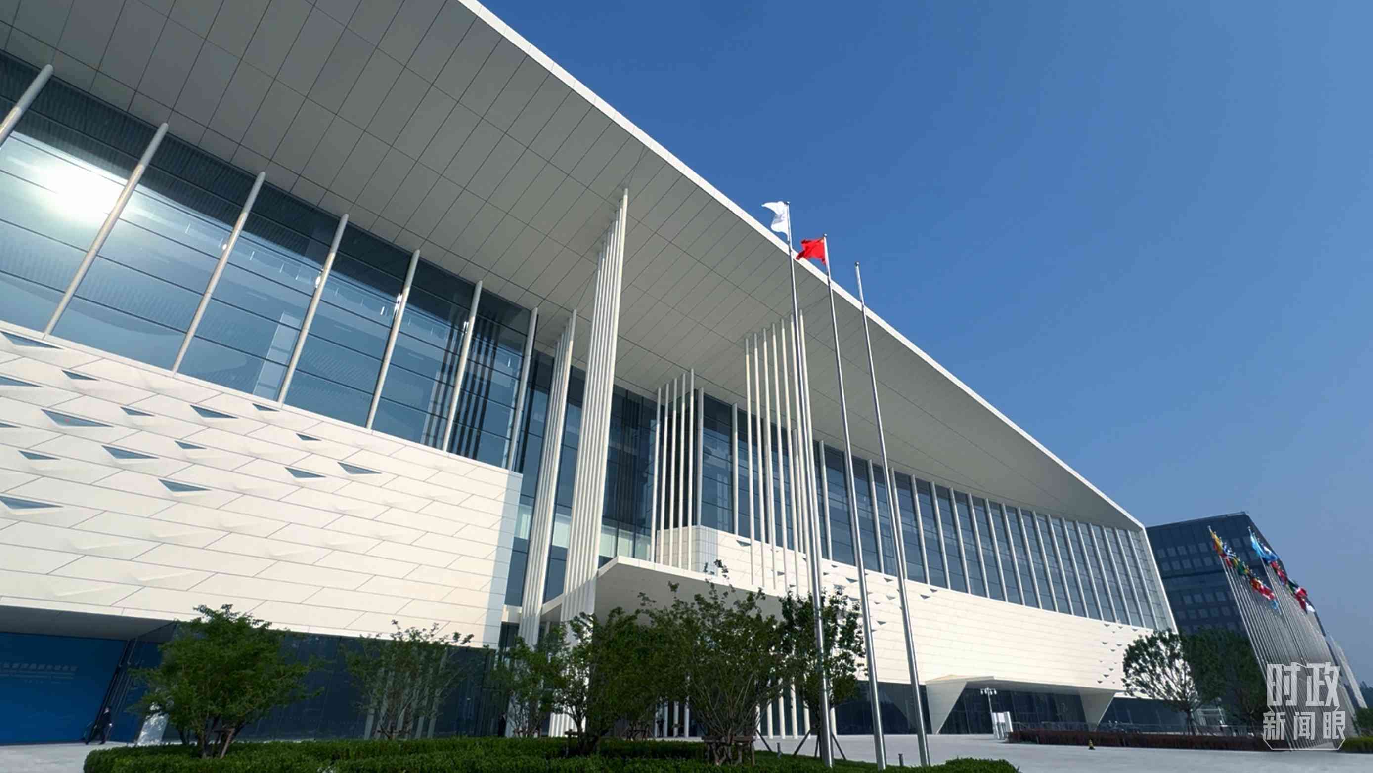 中拉論壇第四屆部長(zhǎng)級(jí)會(huì)議開(kāi)幕式在國(guó)家會(huì)議中心舉行。（總臺(tái)央視記者蔣碩拍攝）