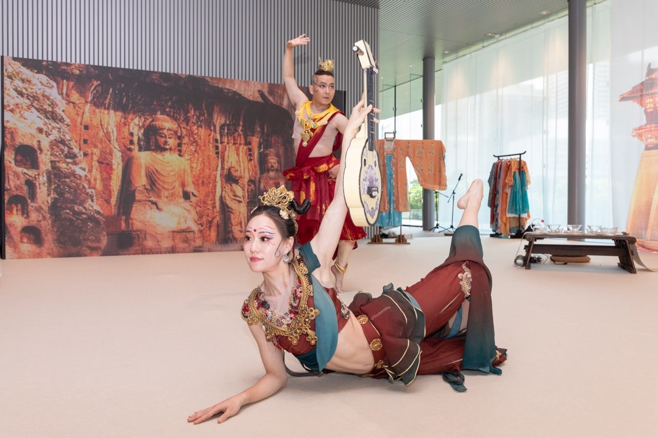 《龍門(mén)金剛》舞蹈。中國(guó)駐大阪旅游辦事處供圖