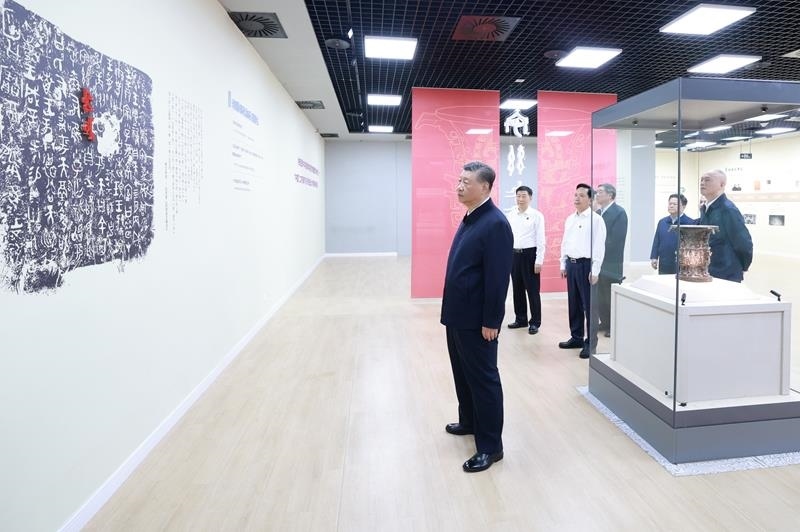 △2024年9月10日，習近平總書記來到陜西寶雞市參觀寶雞青銅器博物院。