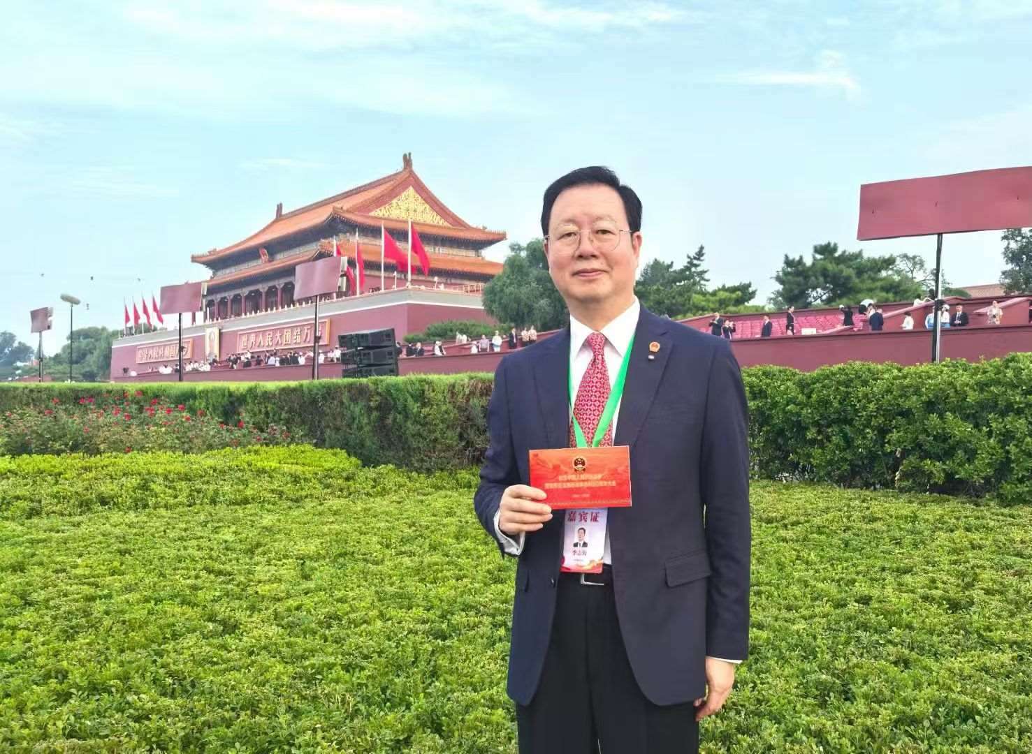 觀禮席上的嘉賓談“閱兵現(xiàn)場感”：不忘歷史，干好實(shí)事